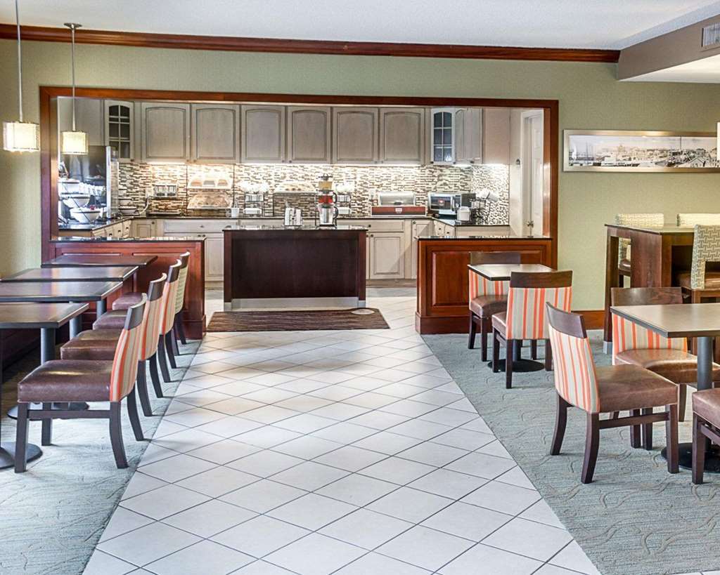 Comfort Inn Newport News - Hampton I-64 Restoran gambar